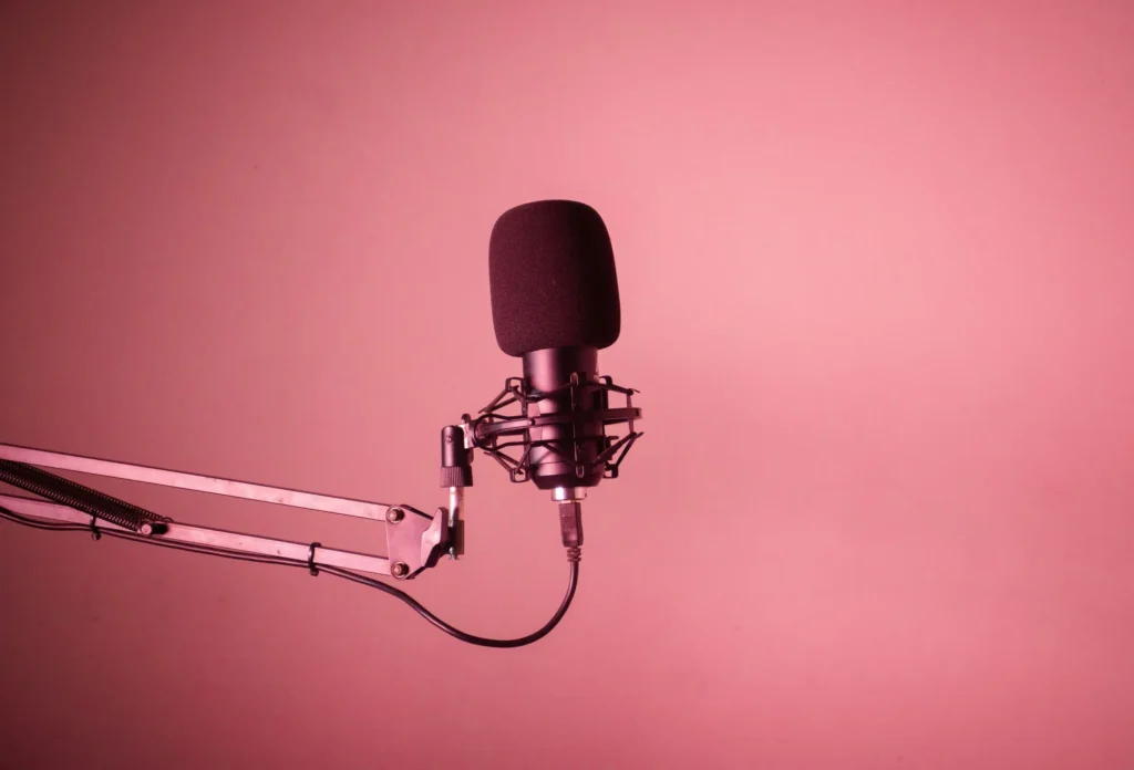 Podcast Qué porras estoy haciendo? - Salto en Digital Agencia de Comunicacion estratégica & Content Designer
